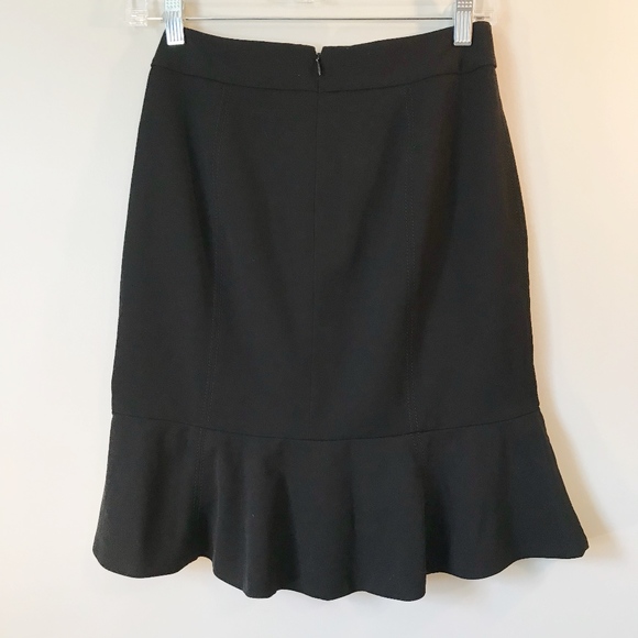 WHBM Black Tulip Pencil Skirt Size 0 - Picture 2 of 3